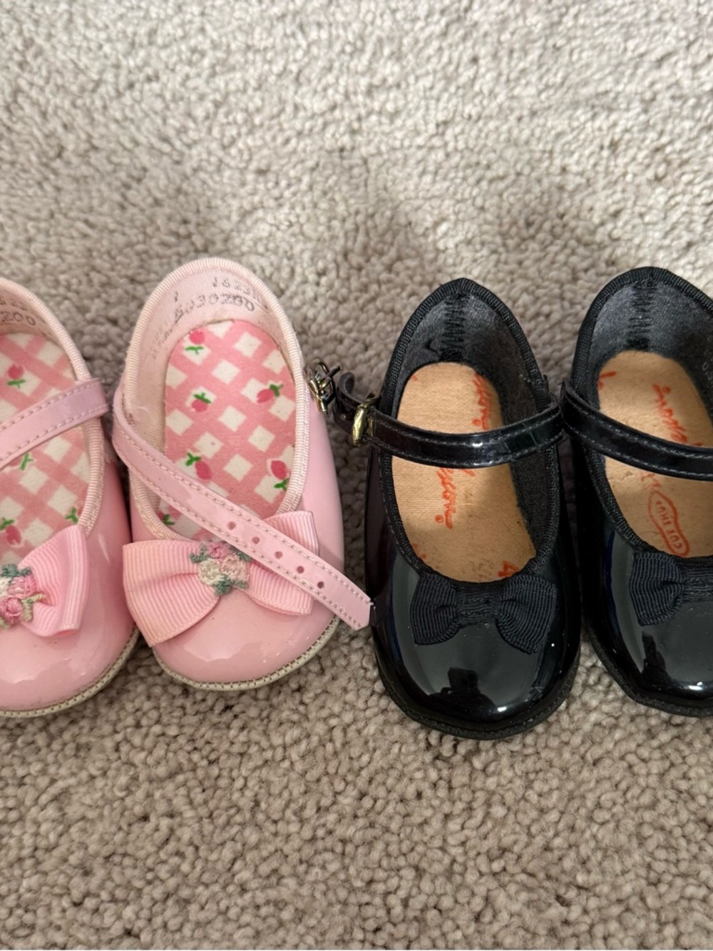 Vintage Infant Mary Jane Dress Shoes - Pink and Black Patent Size 1